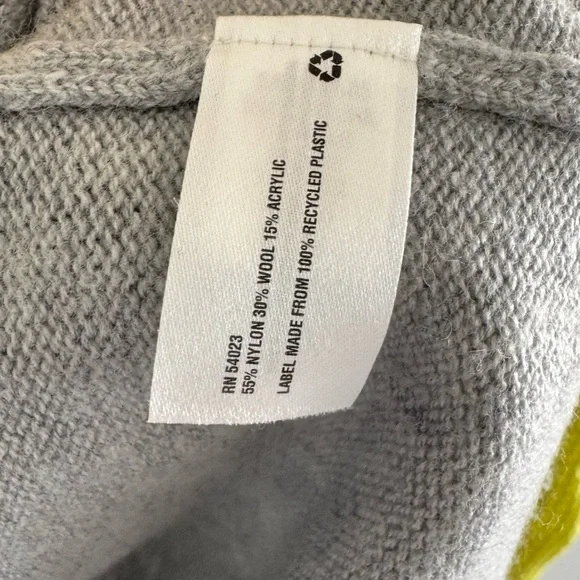 GAP Designed & Crafted Womens Sweater Gray Knit Pullover Knit Soft Saze S - Picture 5 of 6